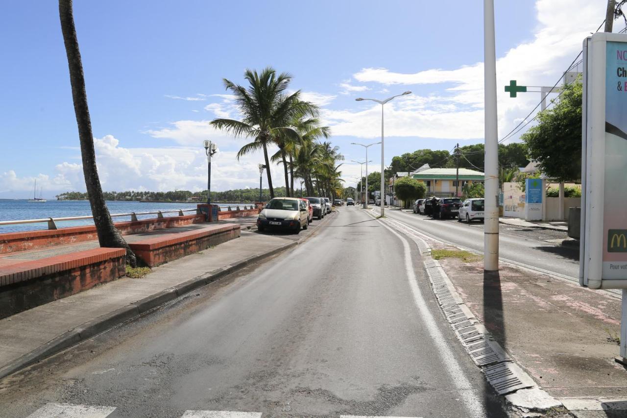 Dlo Doubout Les Pieds Dans L'Eau Appartement Sainte-Anne  Buitenkant foto